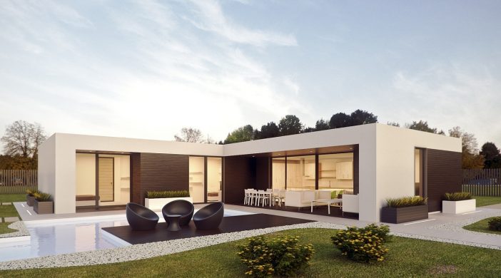 Maison design blanche avec jardin et piscine